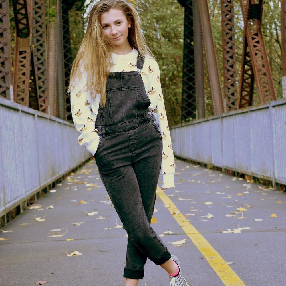 Meet your Posher, Lauren